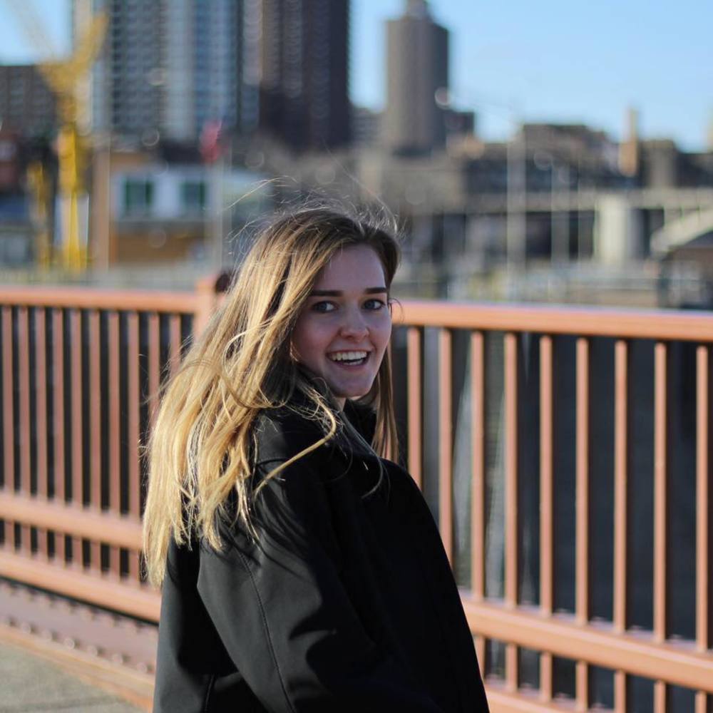 Meet your Posher, Olivia